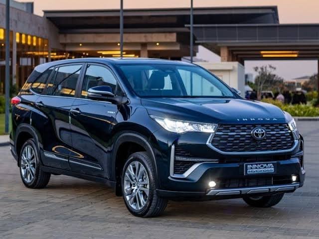 innova-hycross-automatic-self-drive-car-rentals-goa2